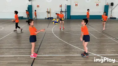 MLB》张育成连4战无安打击率再跌 运动画刊报道其翻译兼心灵导师